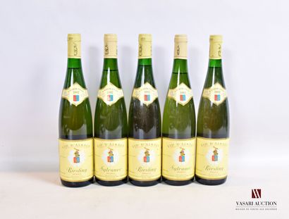 null Lot de 5 bouteilles de vins d'Alsace mise nég. comprenant :		

3 bouteilles	RIESLING...
