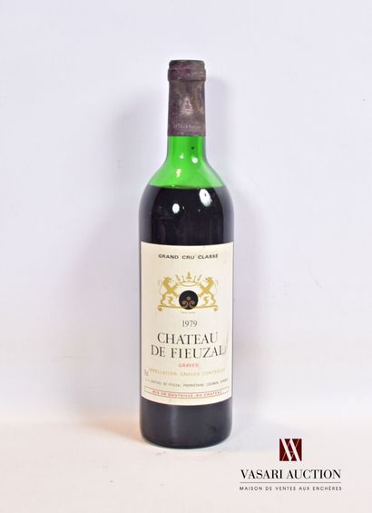 null 1 bottle Château DE FIEUZAL Graves GCC 1979

	And. a little stained. N: half...