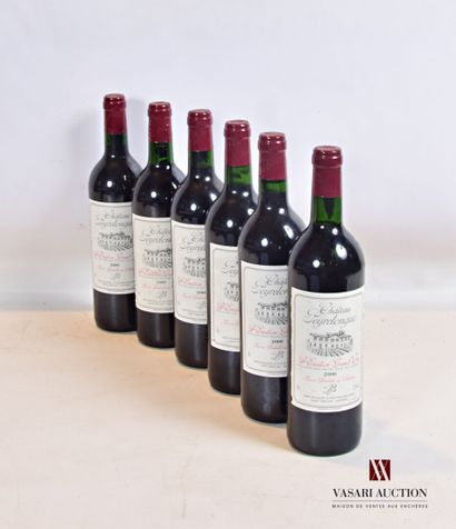 null 6 bouteilles	Château PEYRELONGUE	St Emilion GC	2000

	Et. à peine tachées. N...