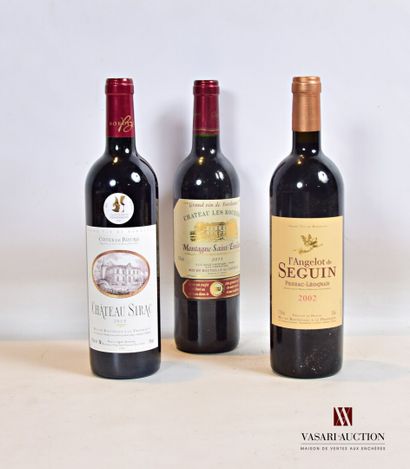 null Lot of 3 bottles including :

1 bottle Château SIRAC Côtes de Bourg 2015

1...