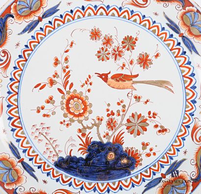 null 
DELFT 




Plate in stanniferous earthenware called "Delft gilded" with Imari...