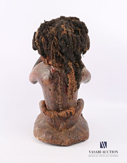 null BOULU - GABON

Fétiche figurant un singe stylisé en bois sculpté, la taille...