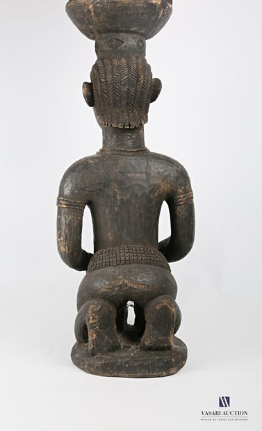 null AFRICA

Carved and blackened wooden drum, it presents in its upper part a shaft...