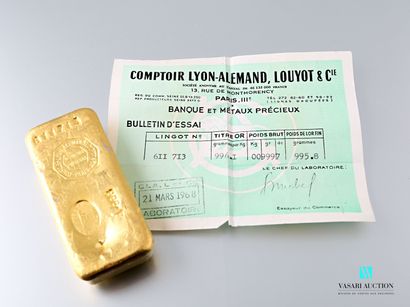 null Gold ingot n° 611.713 with its test report issued by the comptoir Lyon Allemand...