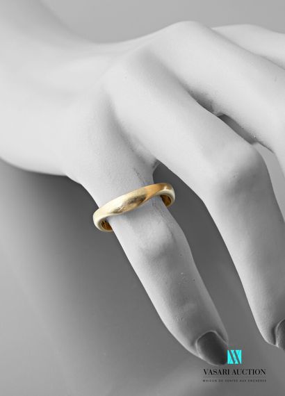 null Cartier, yellow gold ring 750 thousandths of movement, signed and numbered G27274

Gross...