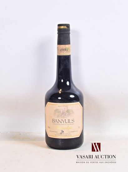 null 1 bouteille	BANYULS Rimatge mise Cellier des Templiers		1993

	Et. un peu tachée...