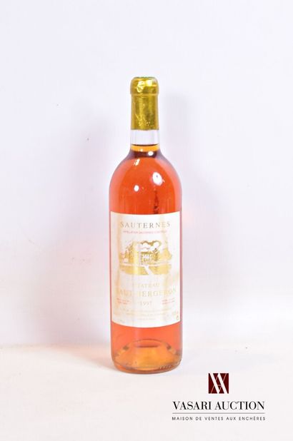 null 1 bouteille	Château HAUT BERGERON	Sauternes	1997

	Et. tachée. N : mi/bas g...