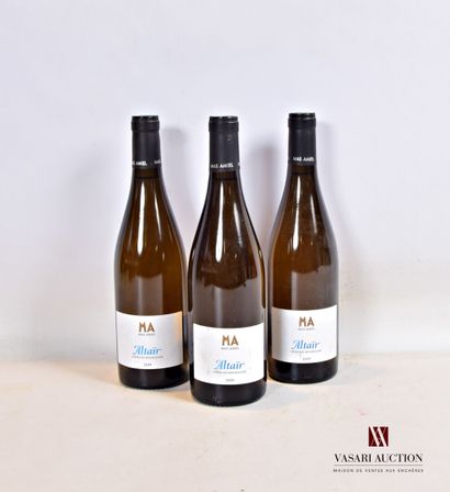 null 3 bouteilles	CÔTES DU ROUSSILLON blanc "Altaïr" mise Mas Amiel		2009

	Et. un...