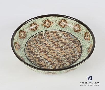 null GERBINO - Vallauris

Plat creux de forme ronde à décor en céramique à décor...
