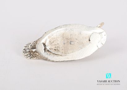 null Silver subject representing a duck.

Weight : 101,45 g - Height. 20 cm - Length...