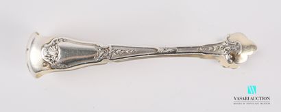 null Silver sugar tongs, the arms decorated with foliage falls ending in a three-lobed...