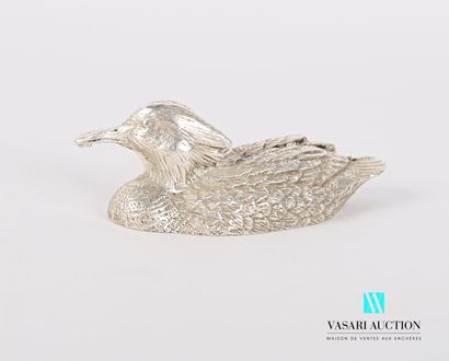 null Sujet en argent figurant un canard huppé.

Poids : 101,45 g - Haut. : 20 cm...