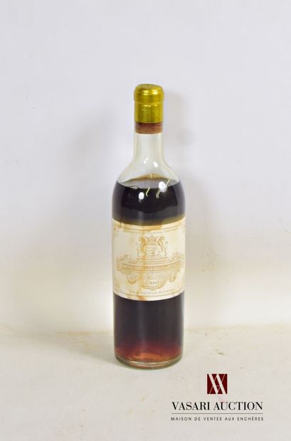null 1 bouteille	Château FILHOT	Sauternes 1er CC	1959

	Et. un peu fanée et tachée....