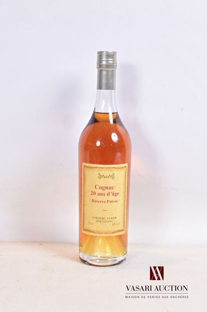 null 1 bouteille	Cognac STAUB 20 ans d'âge "Réserve Privée"		

	70 cl - 42°. Présentation...