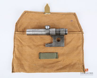 null Lunette de fusil MOSIN-NAGANT 1895, datée 1943, n° A-40971, optique nette, usures,...