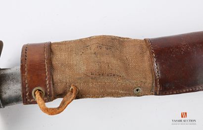null Sabre d'officier de cavalerie modèle 1822, lame droite de 92 cm, dos plat, gorge...