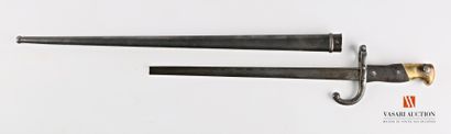 null Baïonnette Gras modèle 1874, lame de 34,6 cm (manque la pointe), poignée à pommeau...