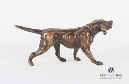 null Sujet en bronze figurant un chien de chasse à l'arrêt

Haut. : 4 cm - Long....