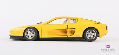 null BURAGO 

Ferrari Testarossa (1984) de couleur jaune - Echelle 1/18

(assez bon...