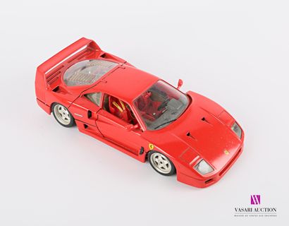 null BURAGO 

Ferrari F40 (1987) de couleur rouge - Echelle 1/18

(quelques petits...