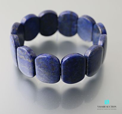 null Bracelet sur cordon élastique orné de galets en lapis lazuli

Diam. : 6 cm