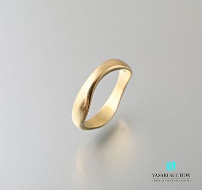 null Cartier, yellow gold ring 750 thousandths of movement, signed and numbered G27274

Gross...