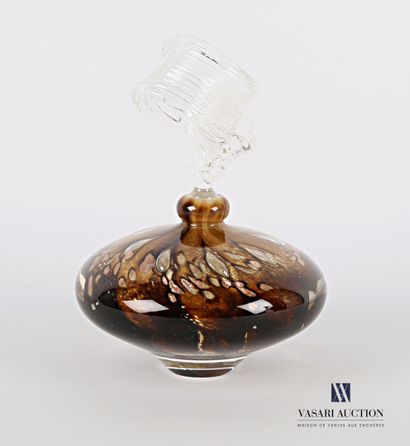null VIEIRA Carlos

Glass bottle blown with decoration of bubbles in the tones copper...