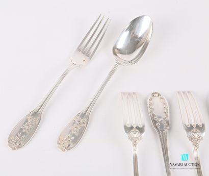 null Set of six silver flatware, the handle decorated with fillets and fluting and...
