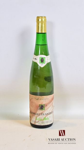 null 1 bouteille	GEWURZTRAMINER mise Arthur Metz		1985

	Et. tachée. N : 3 cm.