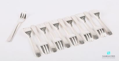 null Set of twelve silver plated cake forks, the handles decorated with two nets.

Goldsmith...
