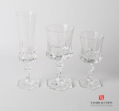 null VILLEROY & BOCH 

Set of crystal glasses, the goblet decorated with darts, the...