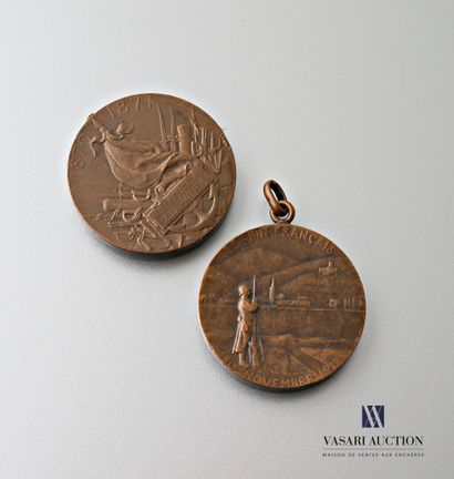 null Deux médailles commémoratives de guerre "1870-1871 Aux défenseurs de la patrie"...