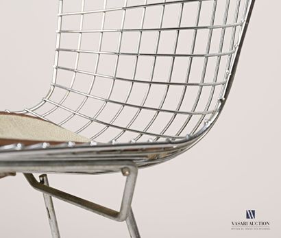 null BERTOIA Harry (1915-1978)

Chaise, modèle 420 dit Wire, en fils d'acier chromé

Ed....