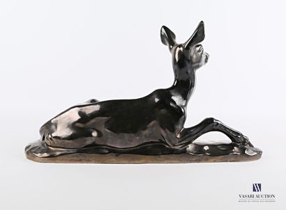 null BONOME Santiago Rodriguez (1901-1995) 

Reclining deer in lustrous earthenware...