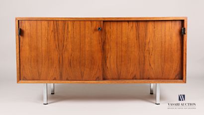 null KNOLL Florence (1917-2019)

Walnut and walnut veneer desk, it opens on the front...