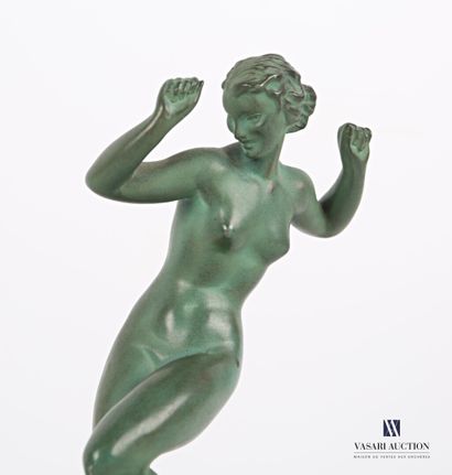 null Raymonde GUERBE (1894-1995)

Femme sur la vague

Régule à patine verte

Signée...