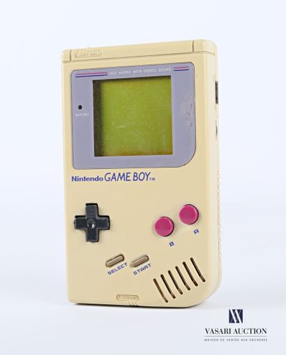 NINTENDO

Game Boy de couleur grise

Haut....