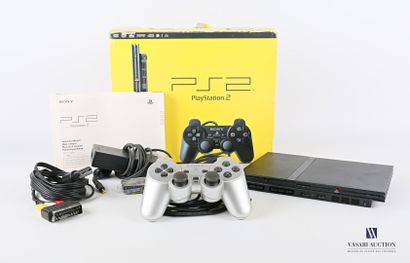 null SONY

Playstation 2 Slim and its silver controller

Height : 3 cm 3 cm - Width...