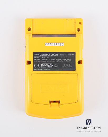 null NINTENDO

Game Boy Color, the yellow shell

Height : 13 cm 13 cm - Width : 7,5...
