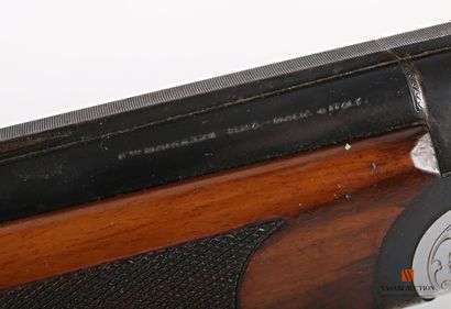 null Shotgun MAROCCHI caliber 12-70, superimposed barrels of 70 cm with ventilated...
