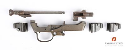 null Trois protège-guidons de fusil US Springfield 1903, une noix avec tige pour...