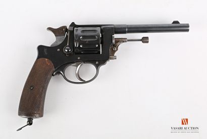 null Revolver inspiré du modèle « L'explorateur », barillet à douze chambres calibre...