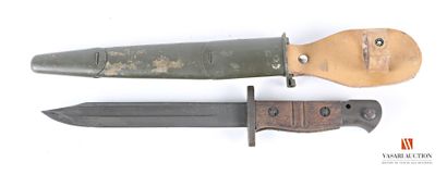 null Couteau-poignard « Légion », lame de 18,5 cm, issue d'une baïonnette US Remington...