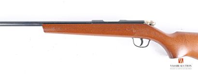 null Single barrel bolt action hunting rifle J.GAUCHER Saint-Etienne 12 mm caliber,...