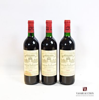 null 3 bouteilles	Château LA LAGUNE	Haut Médoc GCC	1990

	Et.: 2 légèrement tachées,...