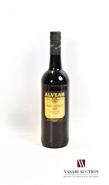 null 1 bottle MONTILLA-MORILES (Jerez) Dulce Viejo Pedro Ximenez Bodegas Alvear 1927

	75...