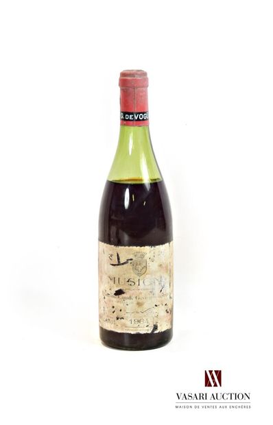 null 1 bouteille	MUSIGNY Cuvée Vieilles Vignes mise Dom. Comte de Vogüé		1964

	Et....