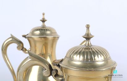 null Tea and coffee set in metal including a teapot, a coffee pot, a milk jug and...