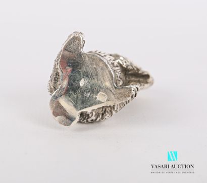 null Silver subject representing a marmot

Weight : 144,97 g - Height. Height : 4,5...