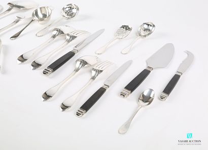 null Silver household set of 101 pieces, the handle slightly moved with decoration...